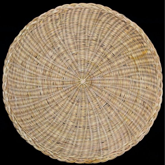 Two Piece Set Tan Trivets Woven Round Shape Grass Placemats 12" Diameter - Picture 1 of 11
